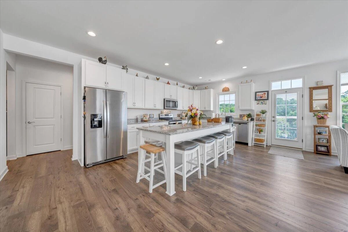 2141 Kings Walk DR - Photo 23