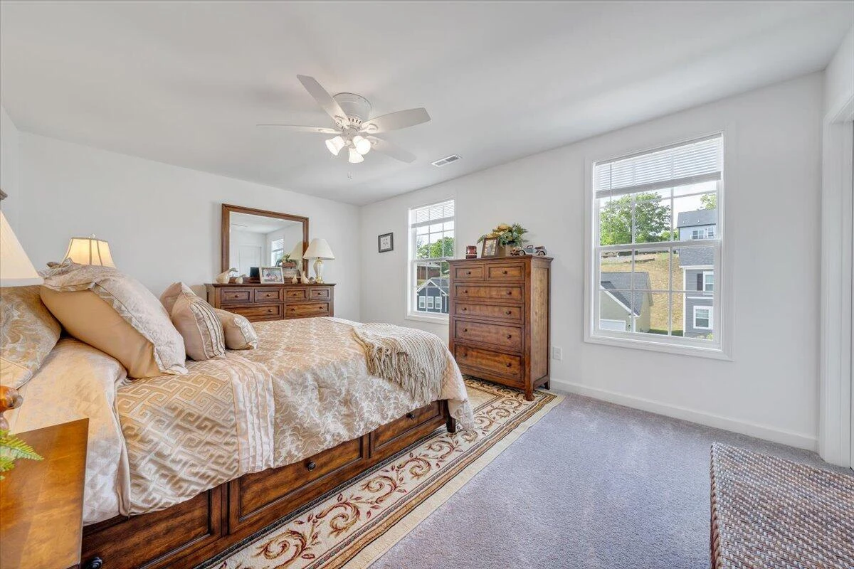 2141 Kings Walk DR - Photo 38