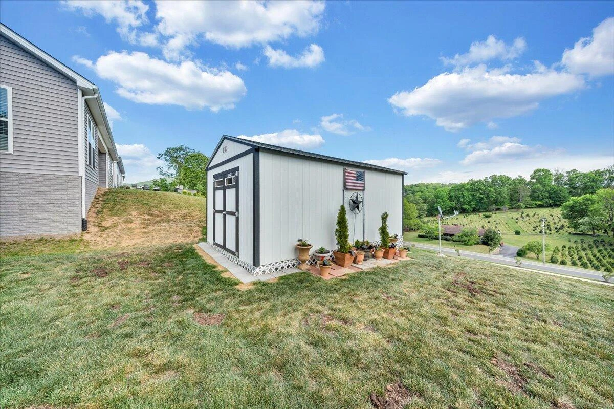2141 Kings Walk DR - Photo 51