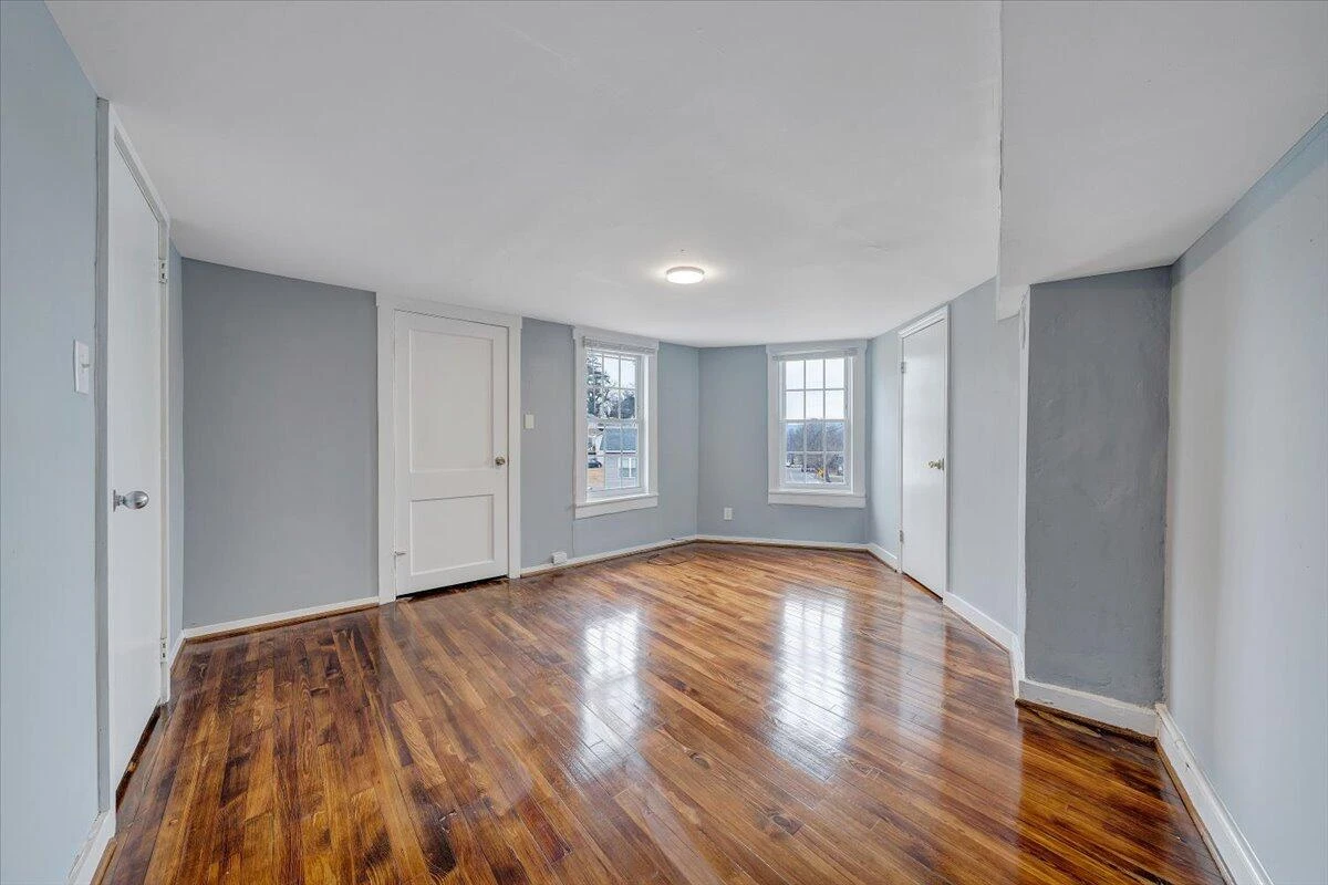 801 Bedford RD - Photo 15