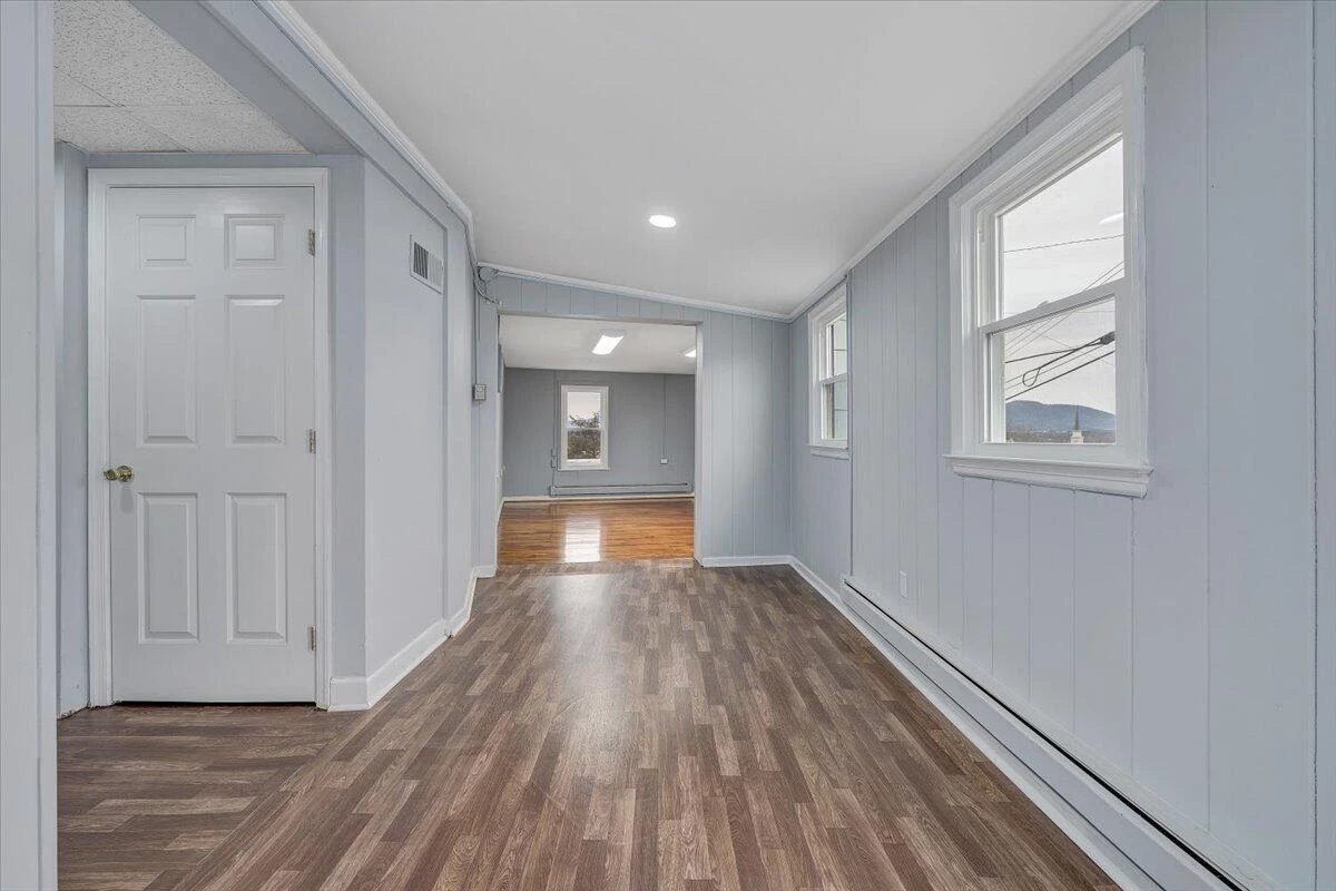 801 Bedford RD - Photo 17