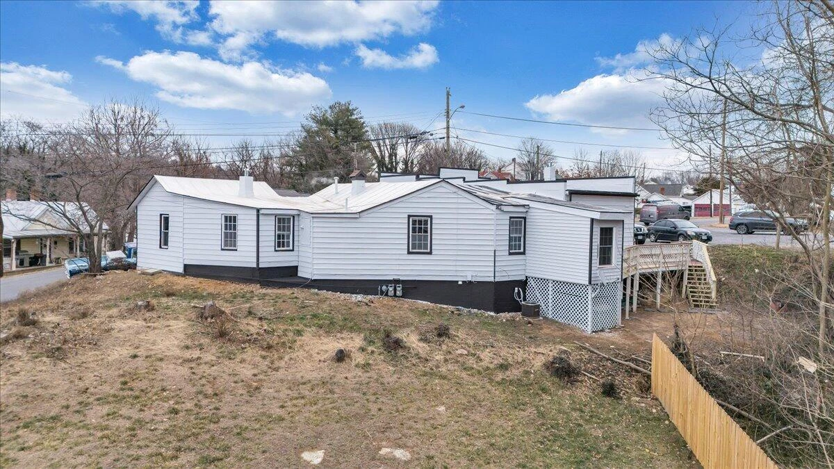 801 Bedford RD - Photo 22
