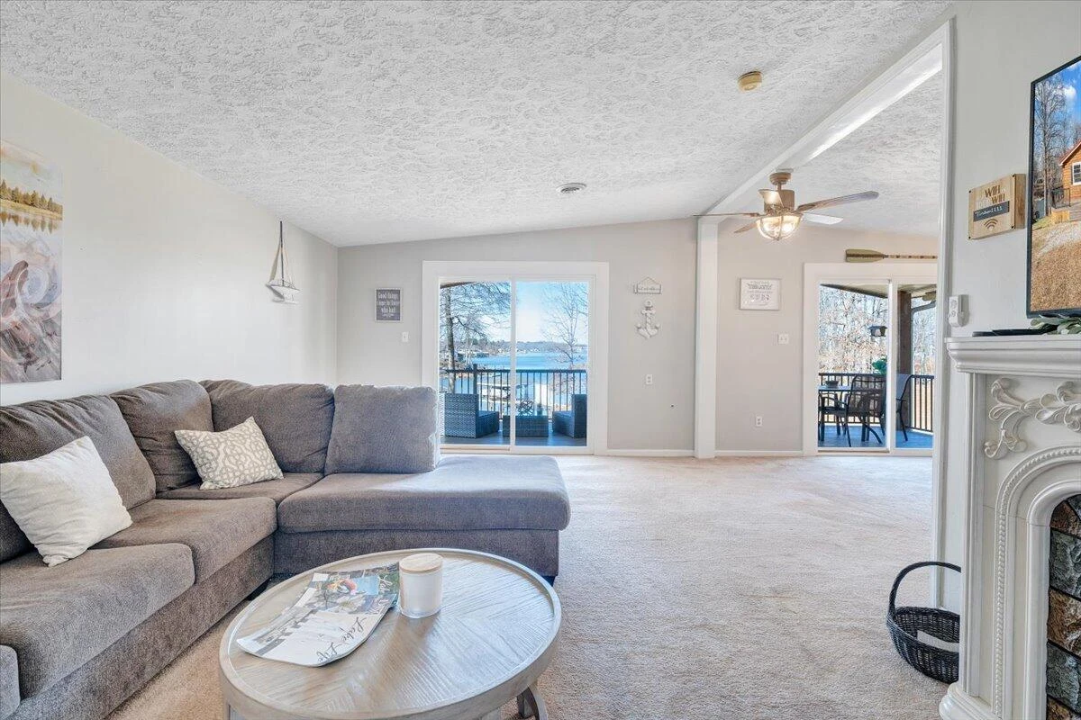 1111 Jefferson Dock RD - Photo 14