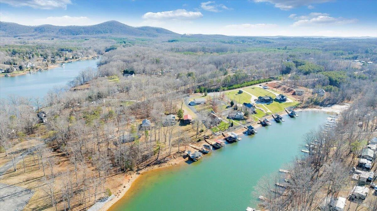 1111 Jefferson Dock RD - Photo 50