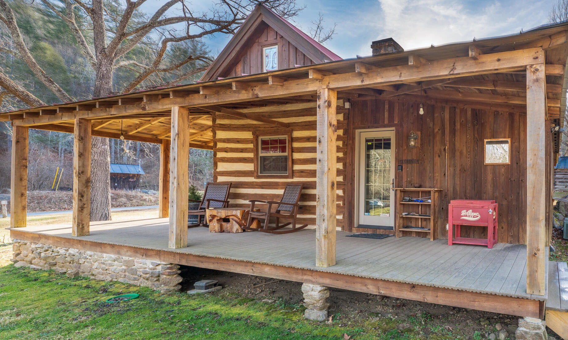 6102 Jennings Creek RD - Photo 13