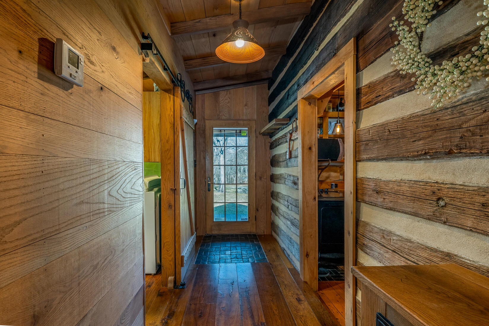 6102 Jennings Creek RD - Photo 19
