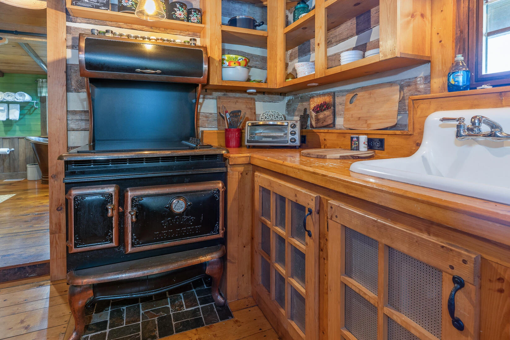 6102 Jennings Creek RD - Photo 23