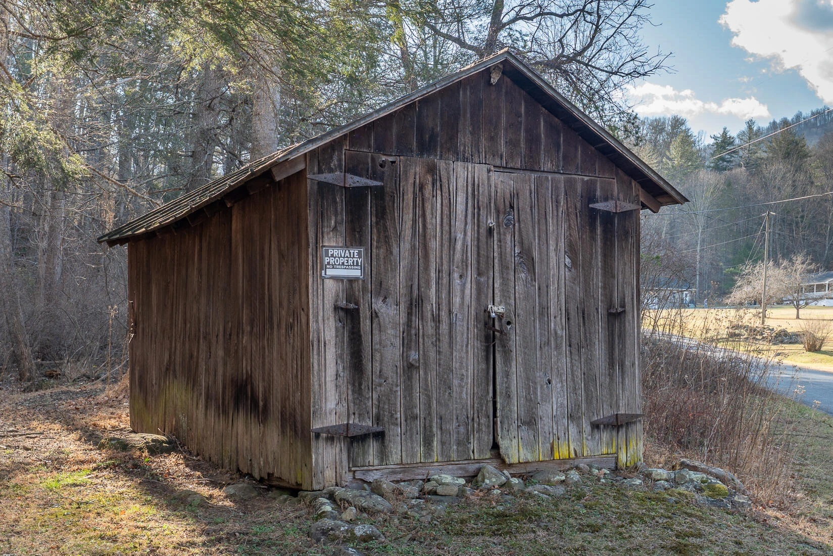 6102 Jennings Creek RD - Photo 61