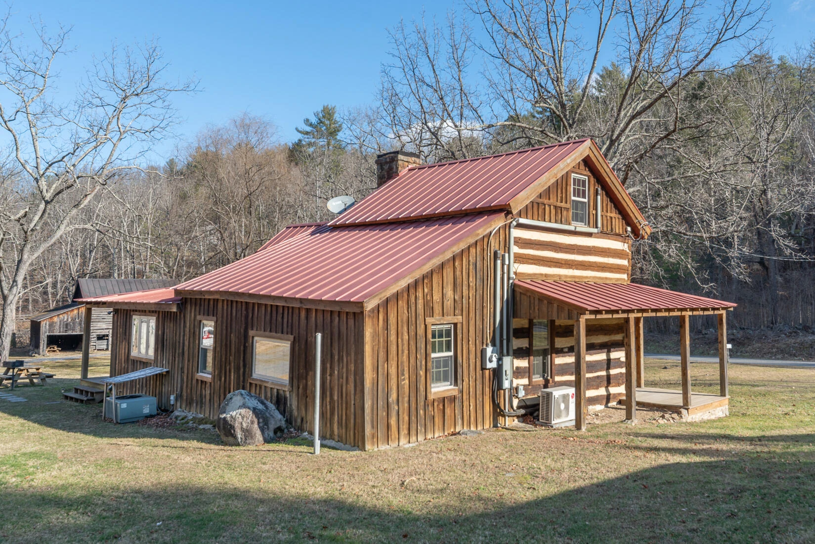 6102 Jennings Creek RD - Photo 76