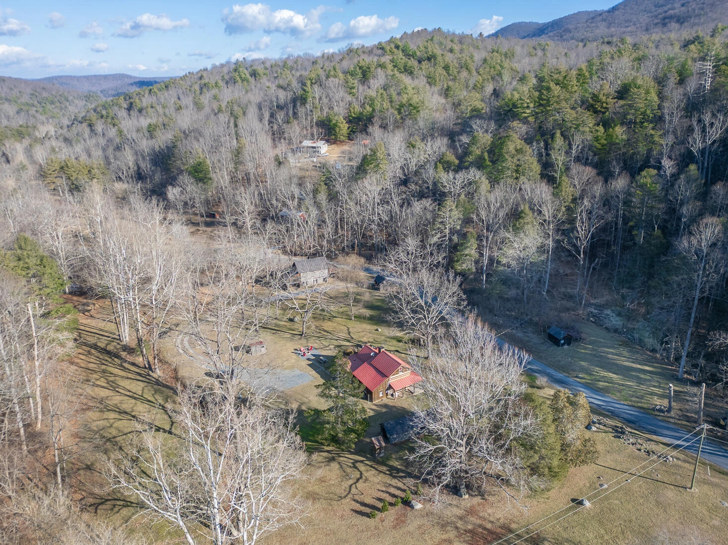 6102 Jennings Creek RD - Photo 9