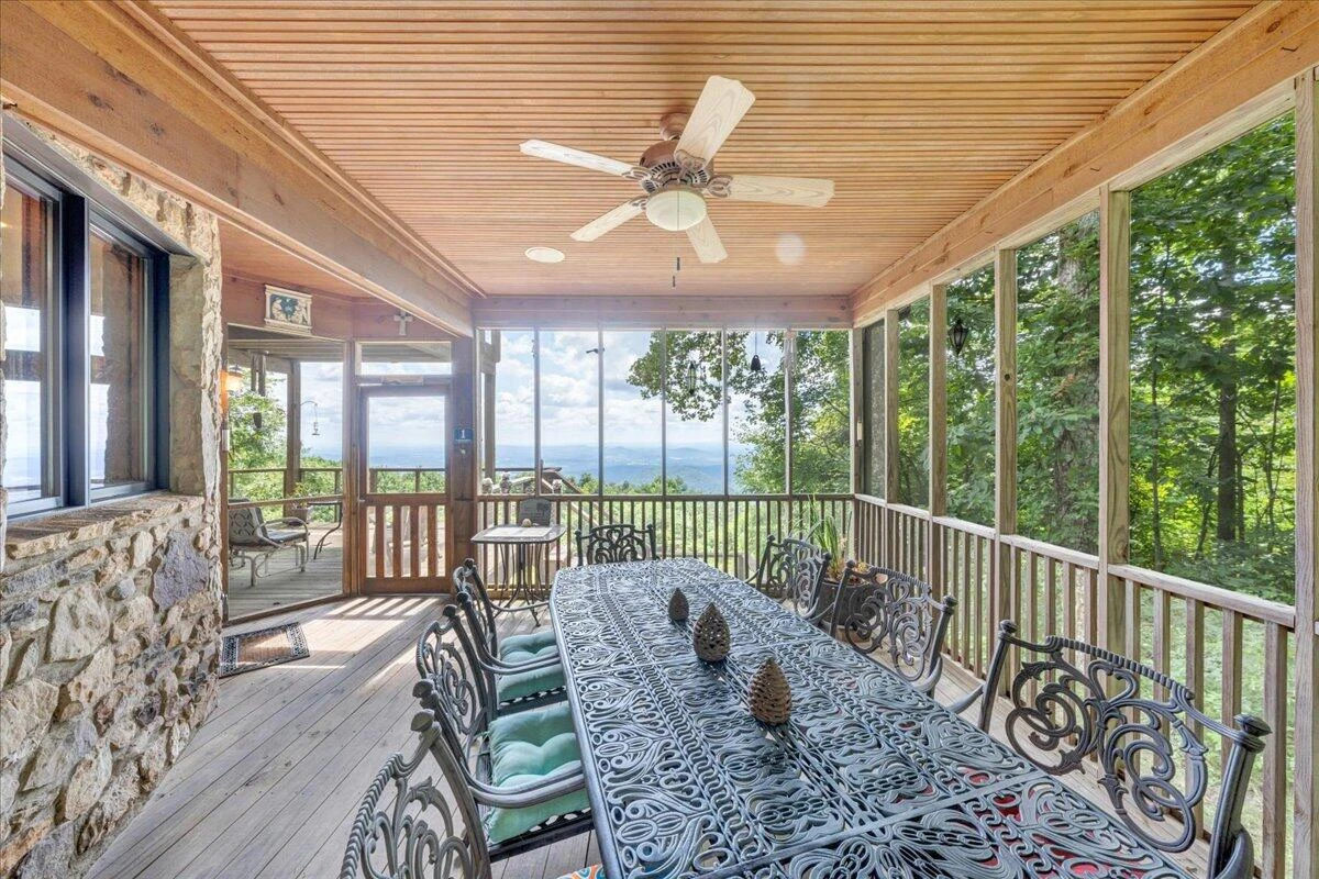 490 Lookout Ridge LN - Photo 32