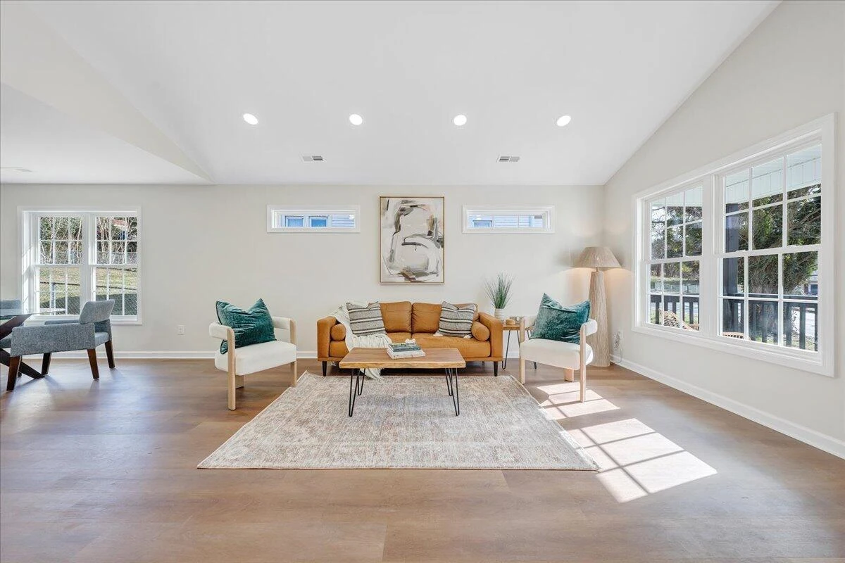 1814 Riverdale RD - Photo 4