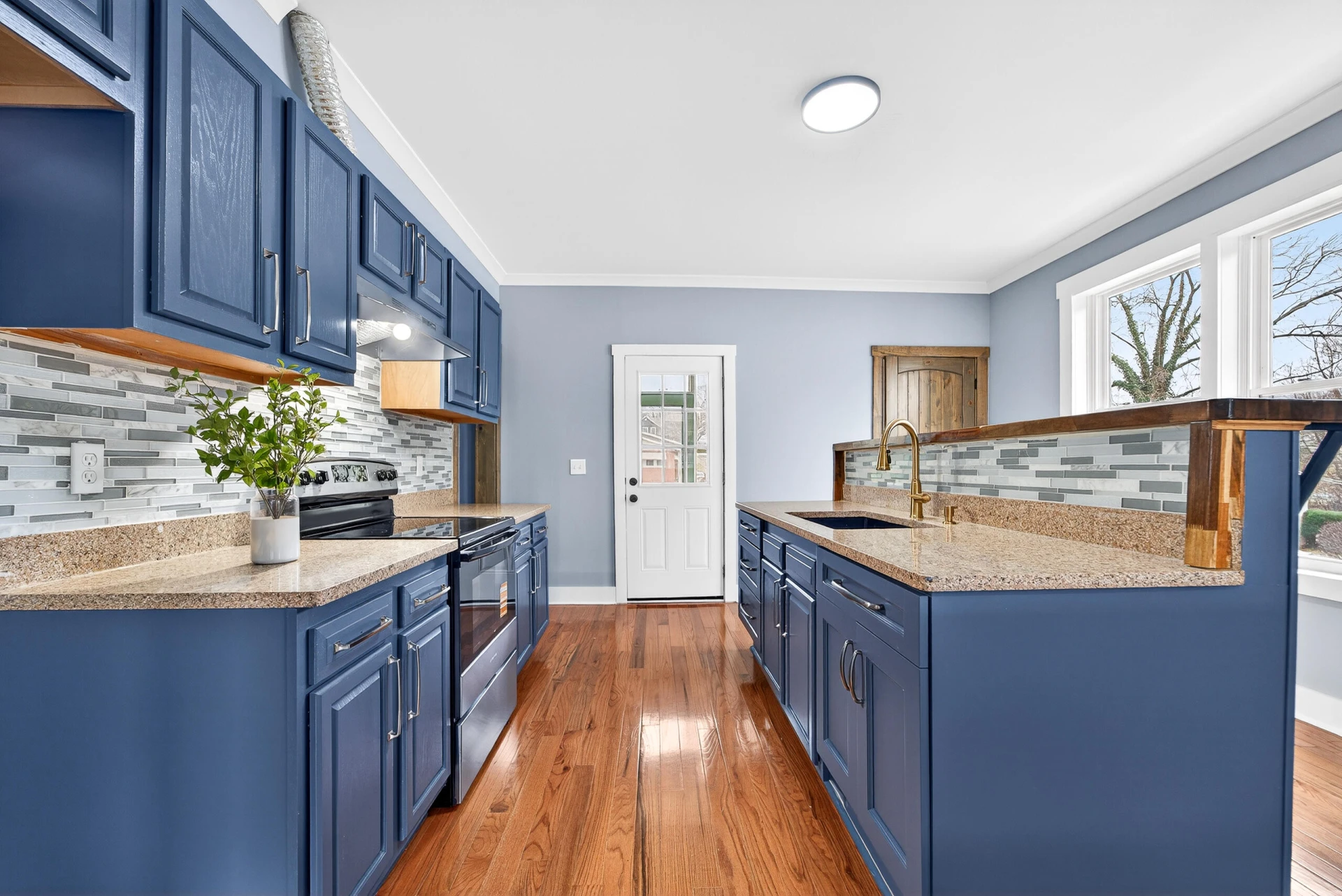 1015 Rugby BLVD - Photo 13