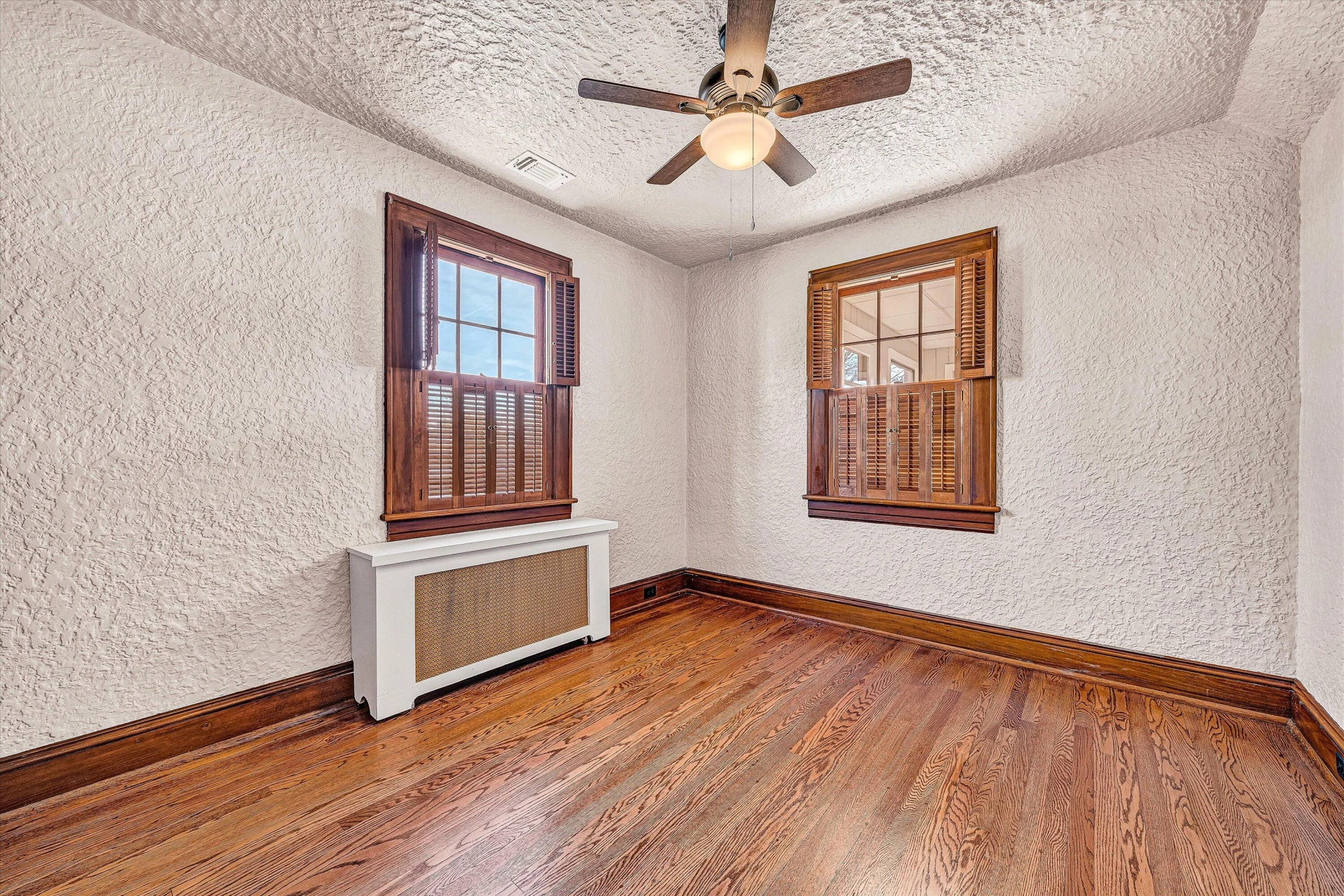 2715 Oakland BLVD - Photo 22