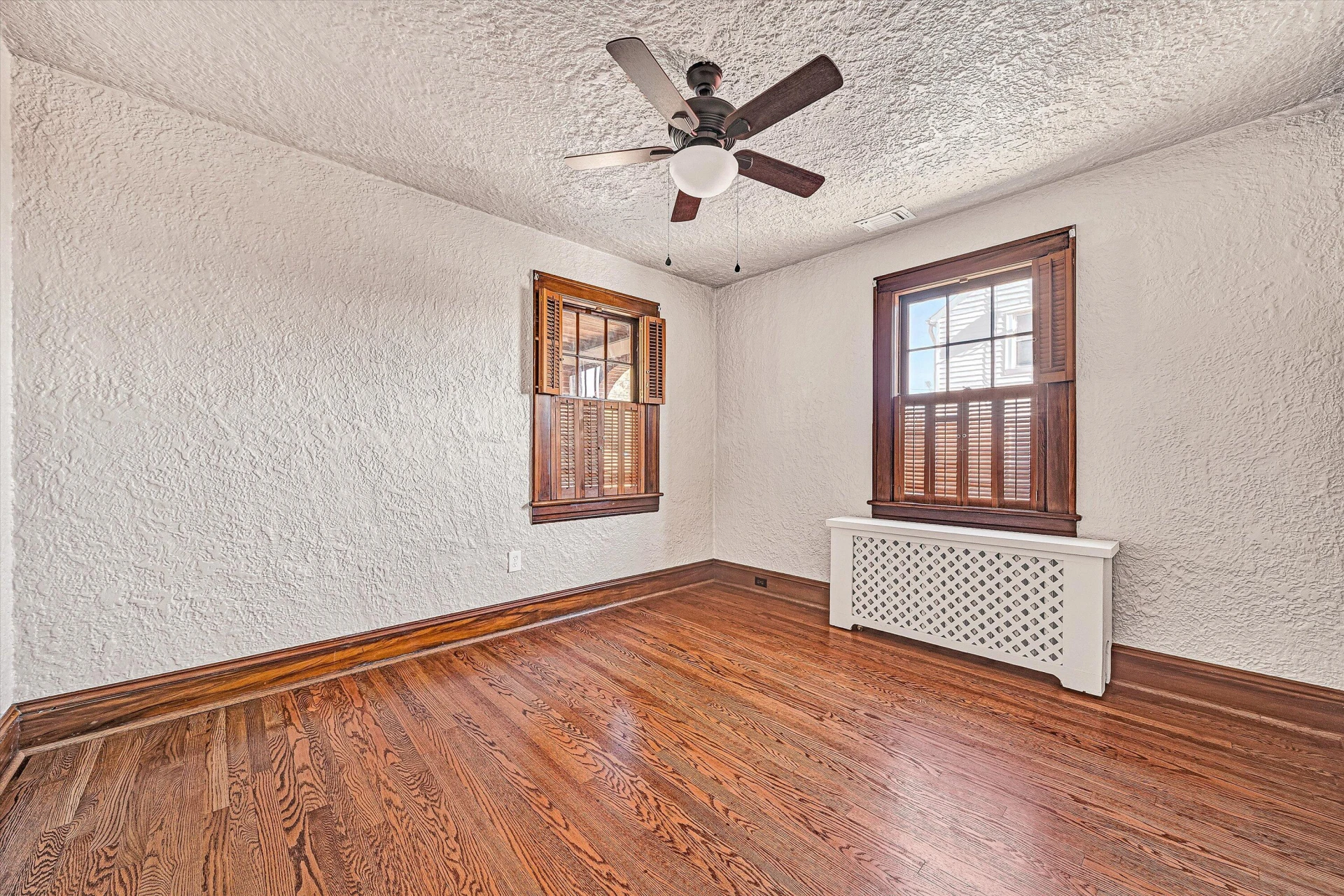 2715 Oakland BLVD - Photo 26