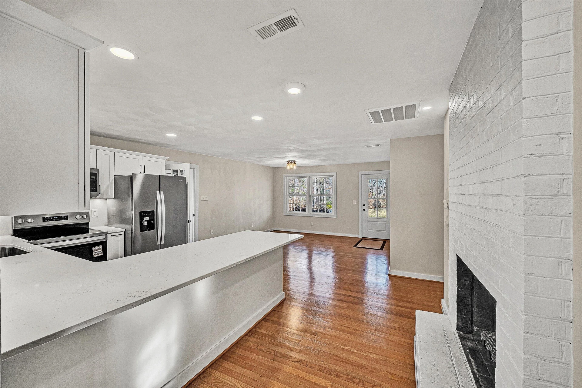 4883 Edwardsville RD - Photo 16