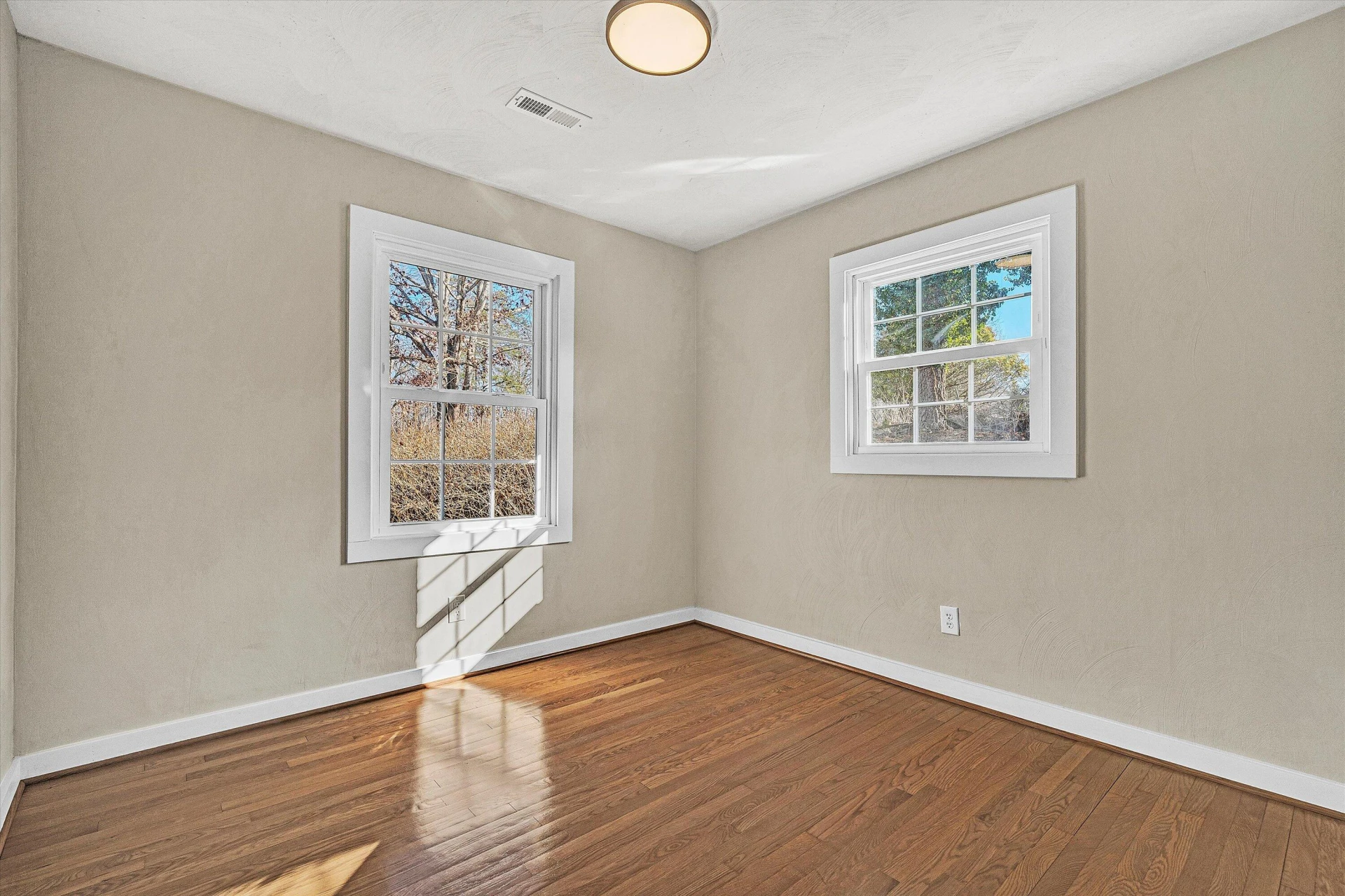 4883 Edwardsville RD - Photo 21