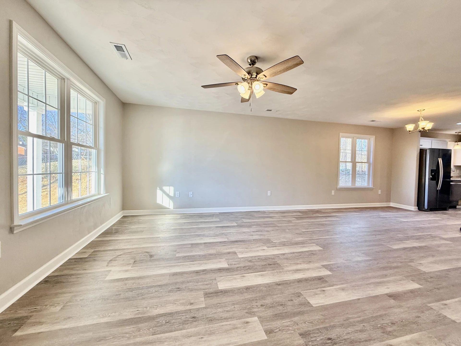 4305 Camille AVE - Photo 4