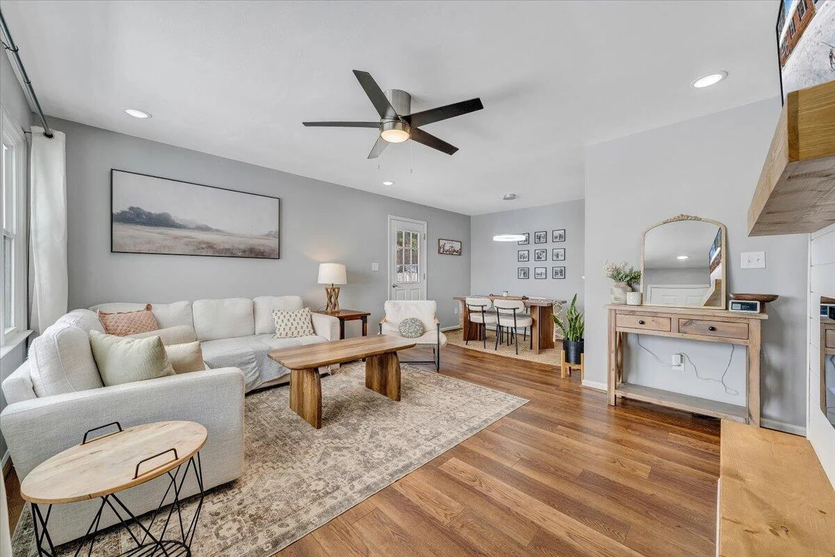4753 Long Acre DR - Photo 2