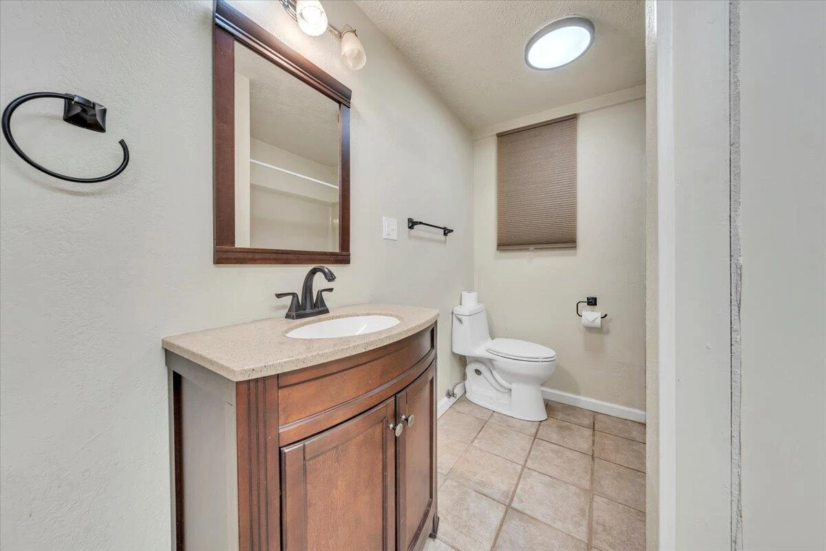2554 ALBERTA AVE - Photo 27