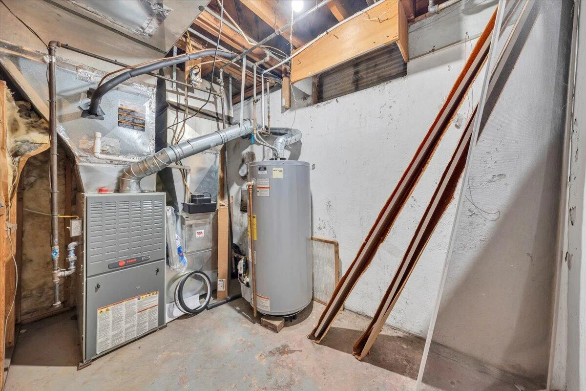 2554 ALBERTA AVE - Photo 30