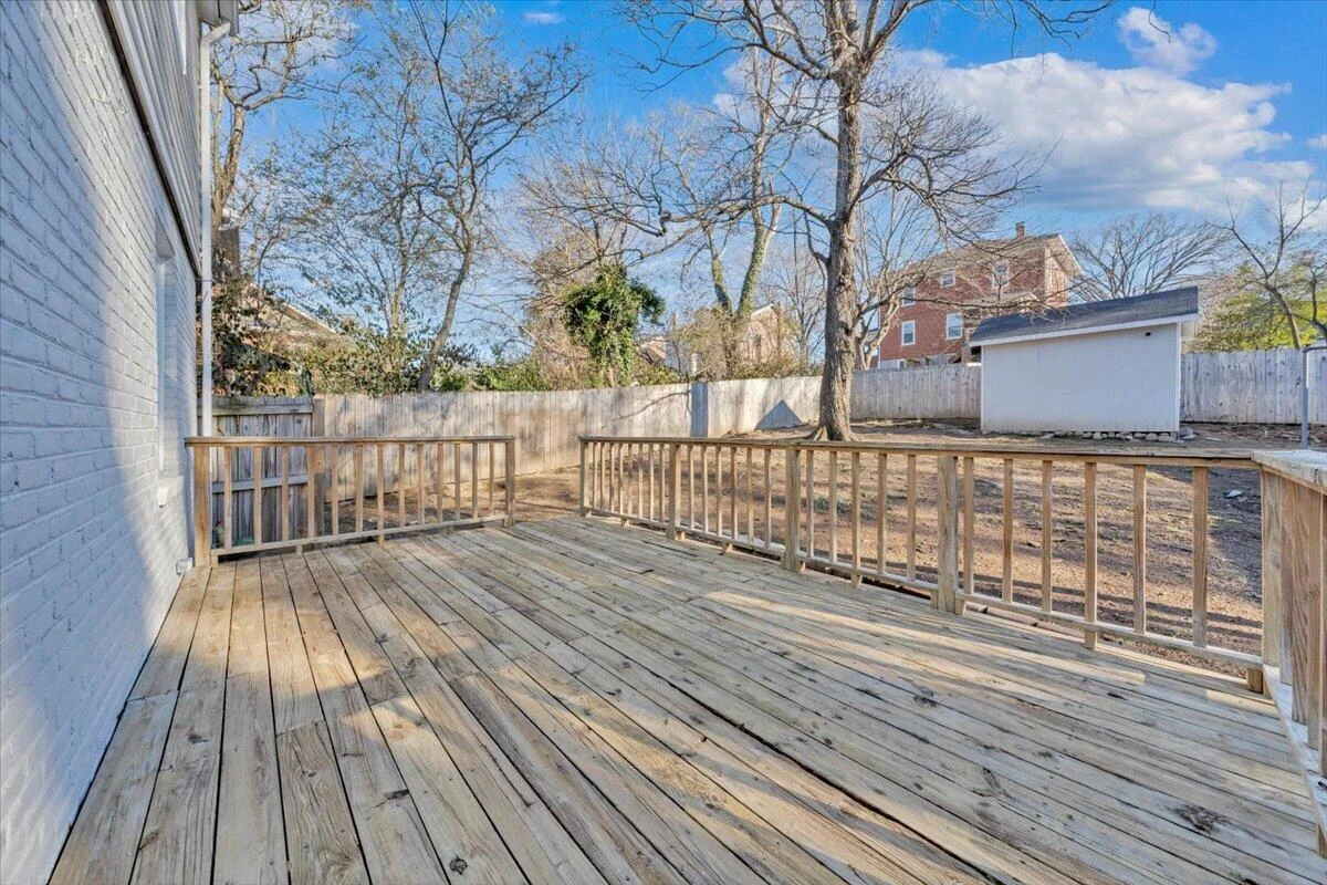 2554 ALBERTA AVE - Photo 32