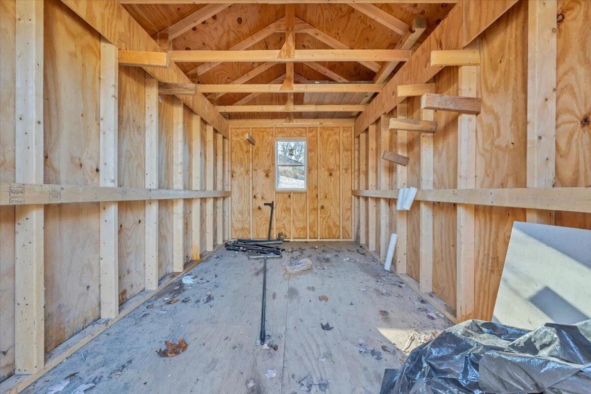 2554 ALBERTA AVE - Photo 35