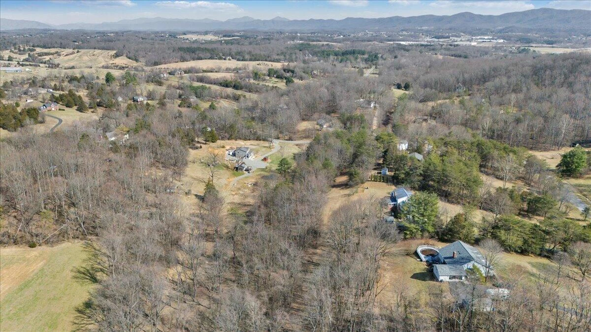 00 Woodridge RD - Photo 16