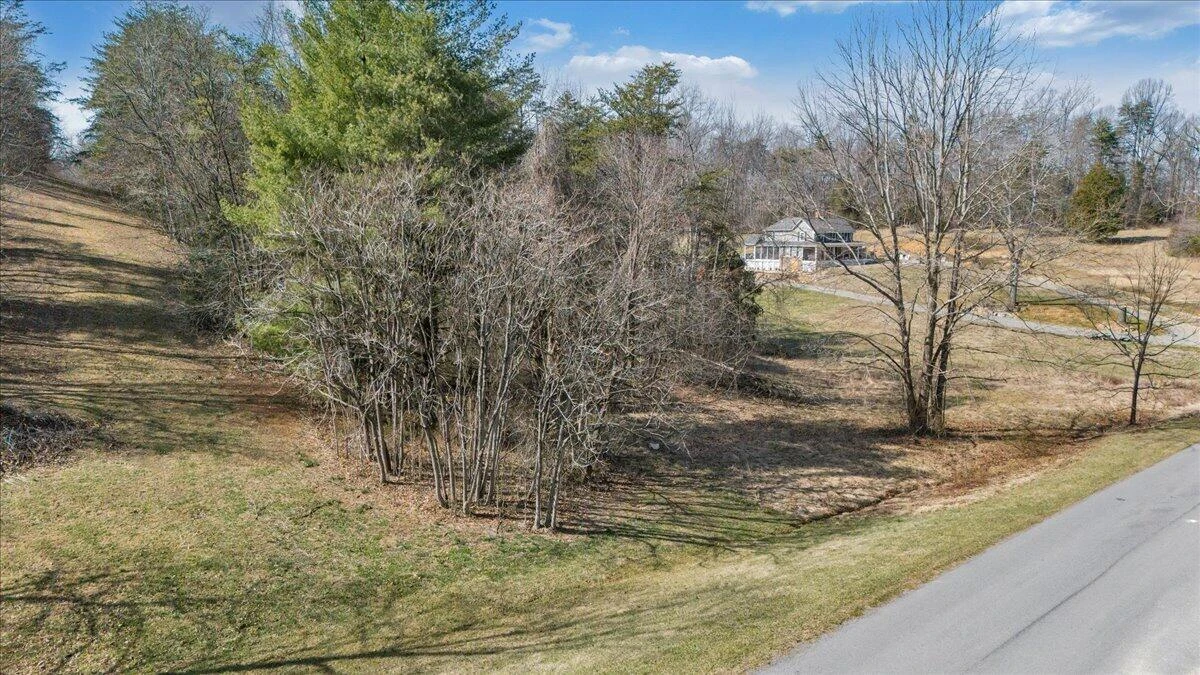 00 Woodridge RD - Photo 6