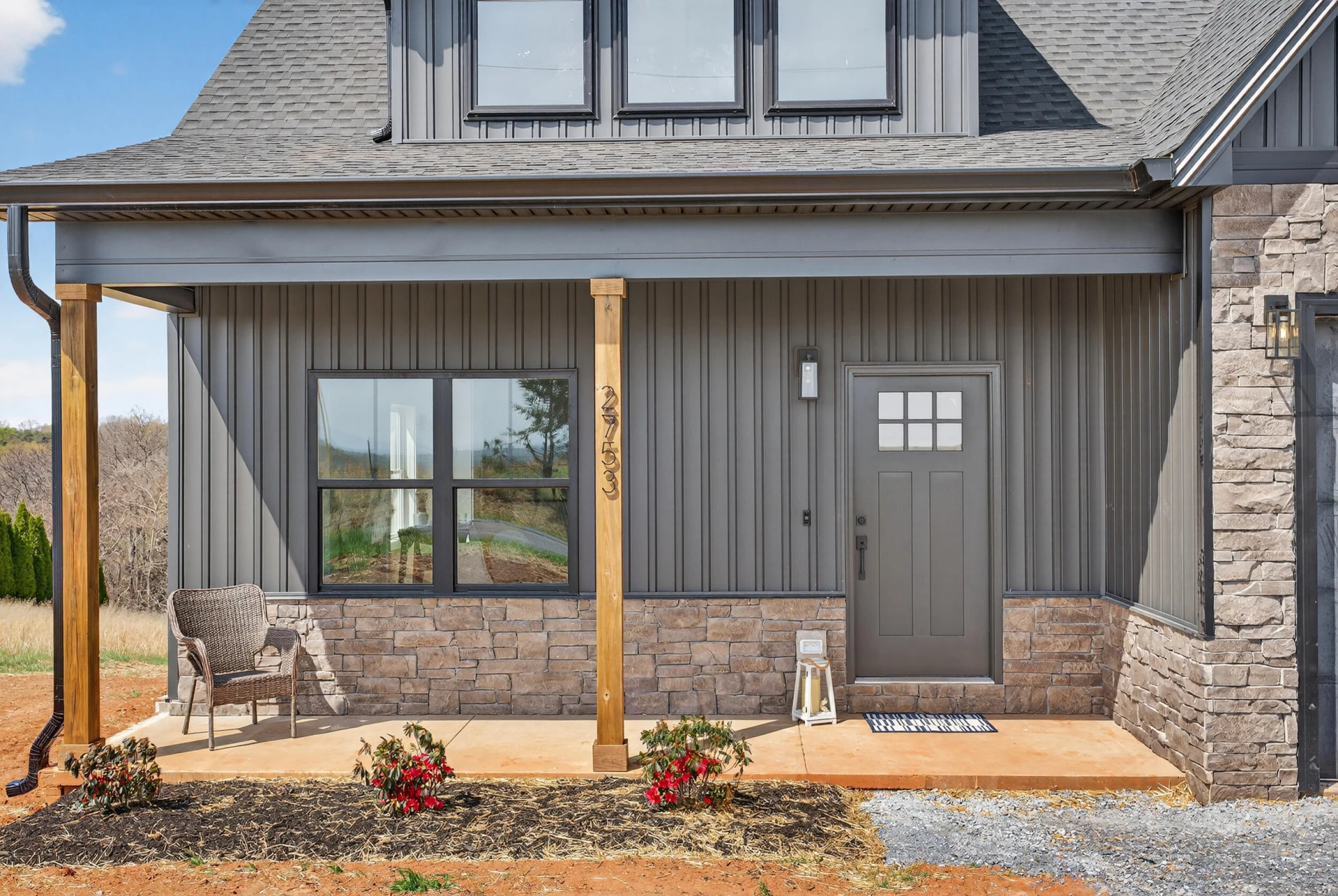2753 McDaniel RD - Photo 3