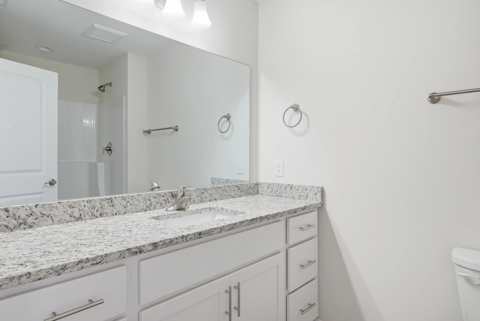 409 Washington AVE #12 - Photo 22