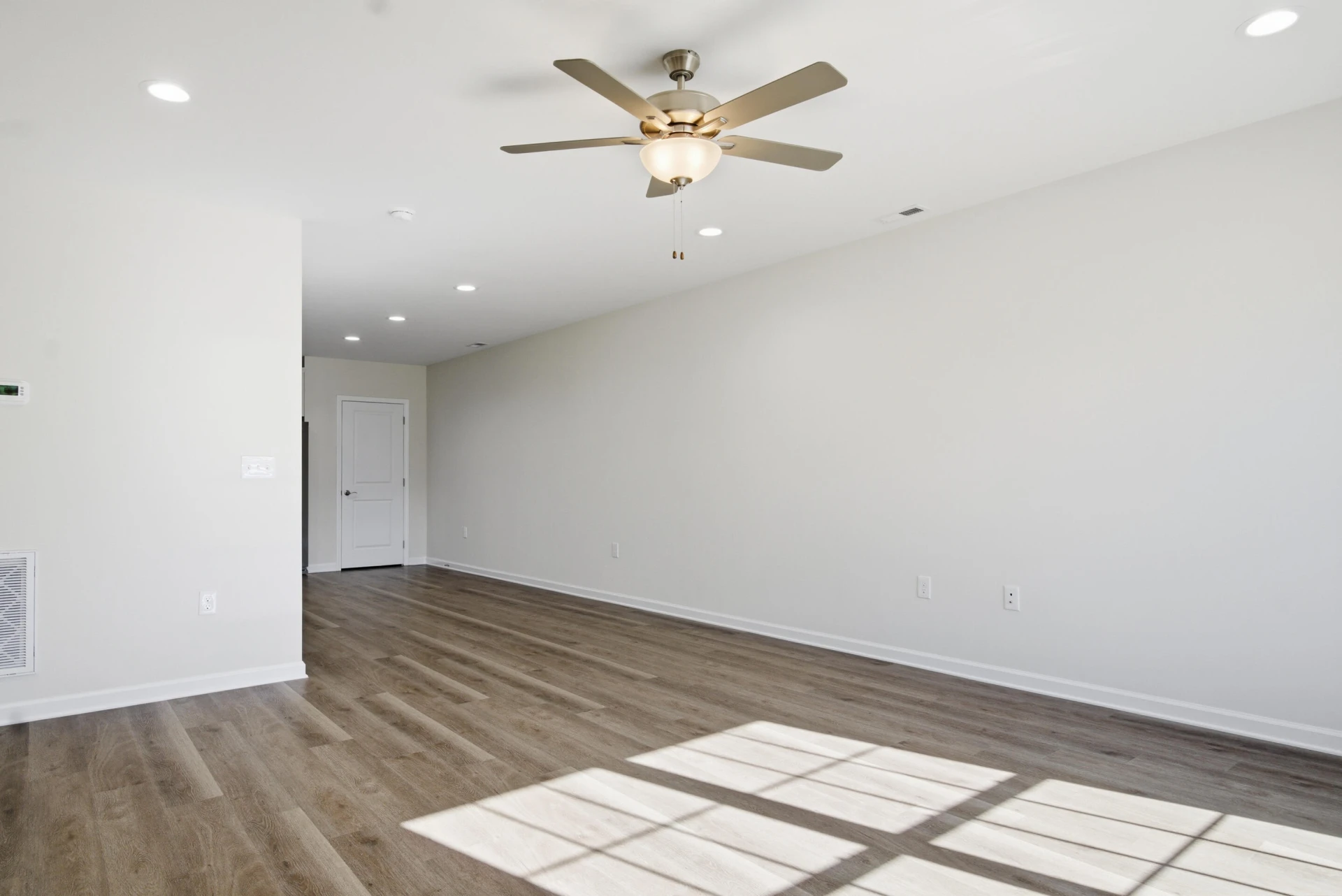409 Washington AVE #12 - Photo 7