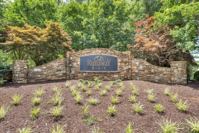 Lot 76 Runaway Bay Rd RD, Lynch Station, VA, 24571
