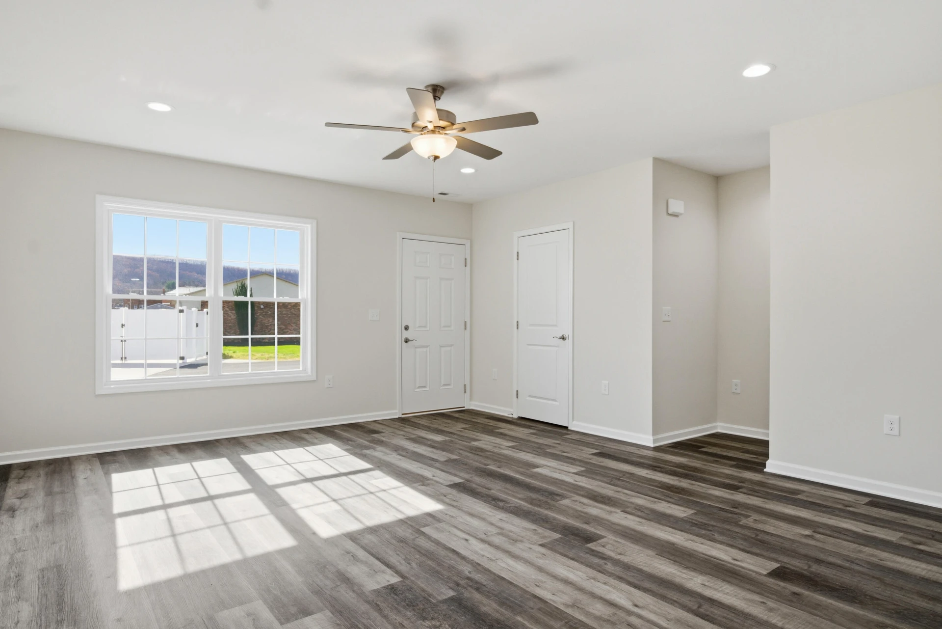 417 Washington AVE #8 - Photo 5