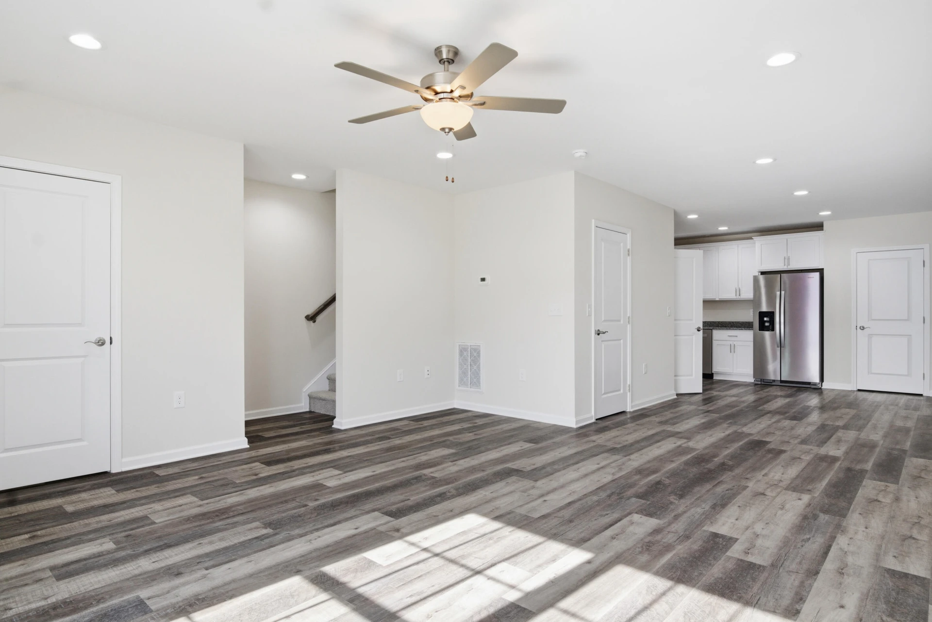 425 Washington AVE #4 - Photo 4