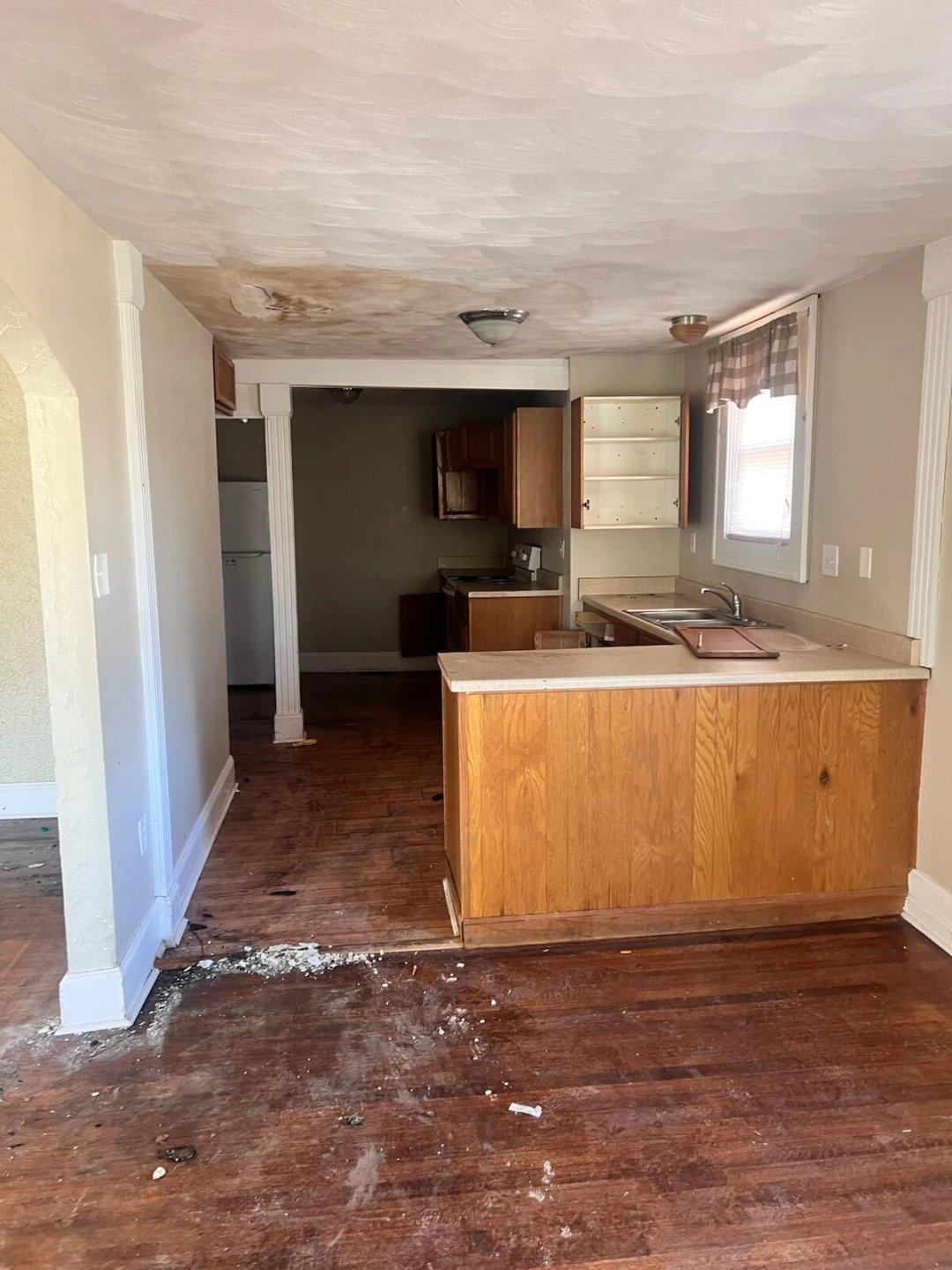 2208 10th ST - Photo 7