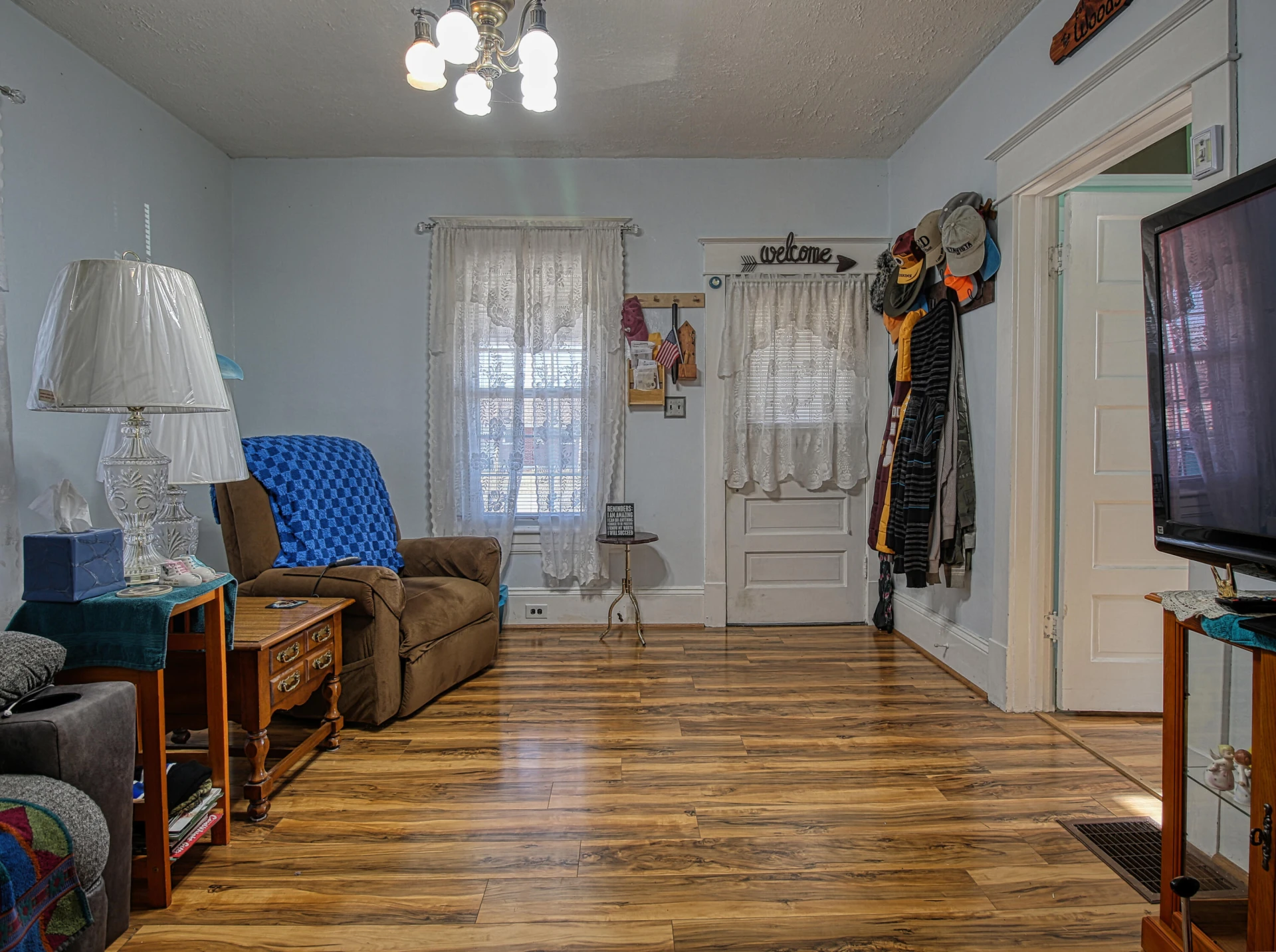 2107 Kenwood BLVD - Photo 4