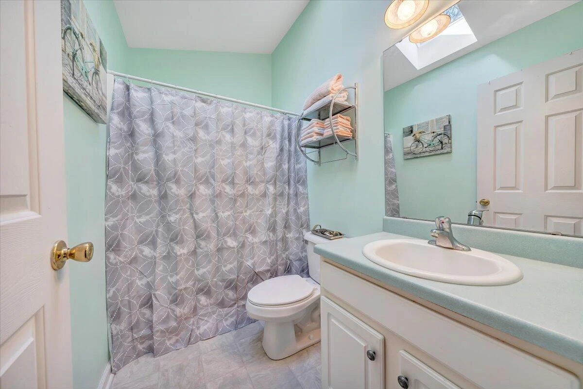 411 Jackson AVE - Photo 14