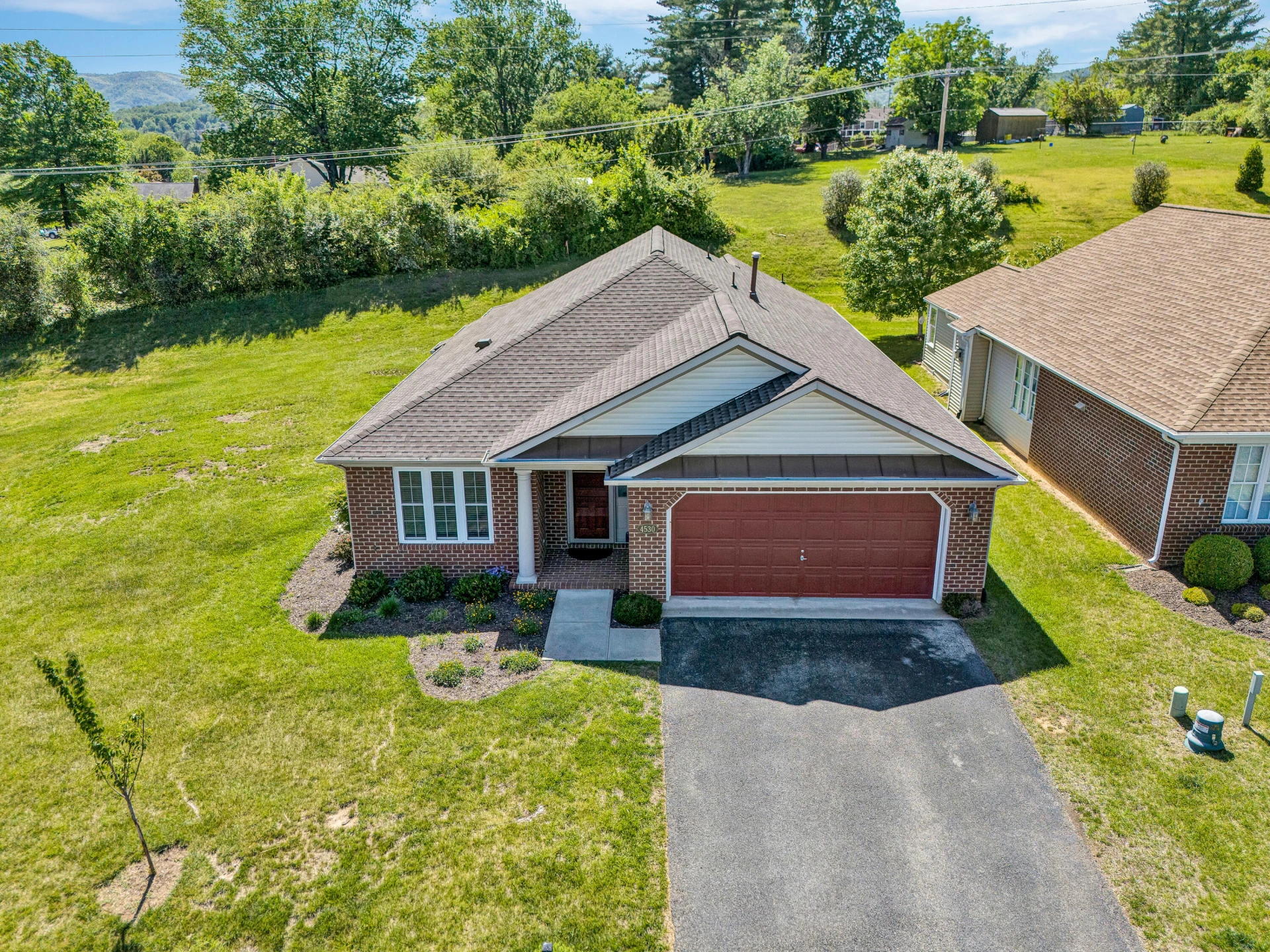 4530 Colonial Place DR - Photo 4