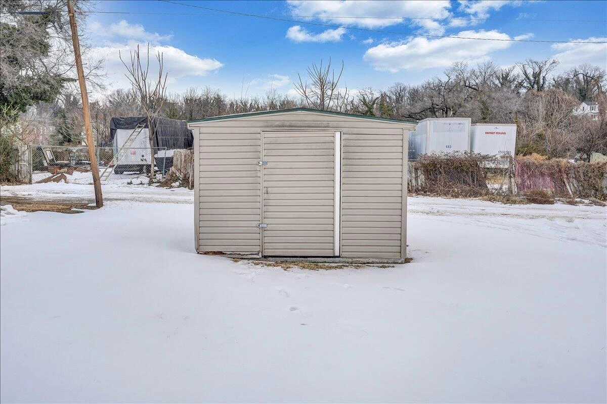 607 Loudon AVE - Photo 34