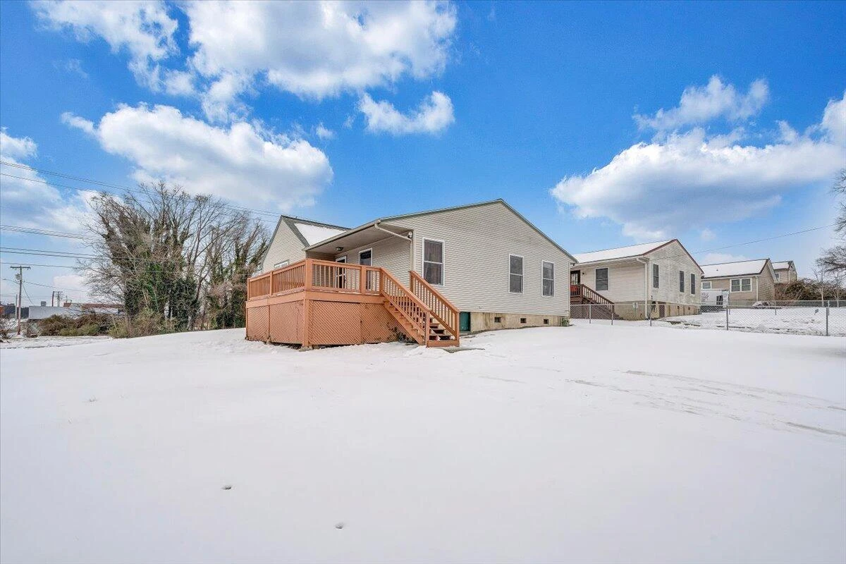 607 Loudon AVE - Photo 36