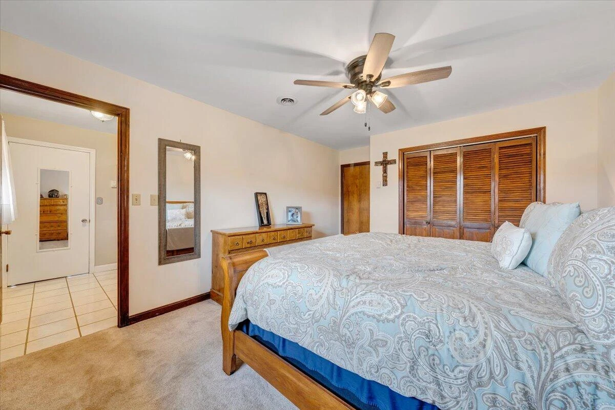 1167 Saint Peters RD - Photo 20