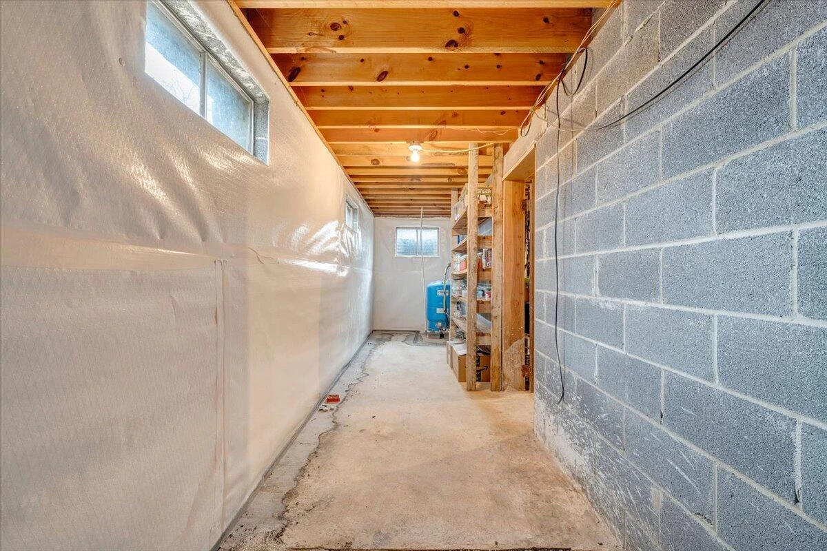 1167 Saint Peters RD - Photo 35