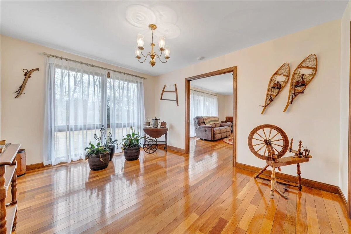 1167 Saint Peters RD - Photo 11
