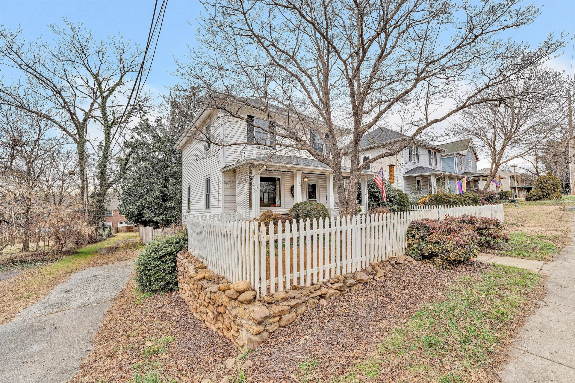 1609 6Th ST - Photo 5