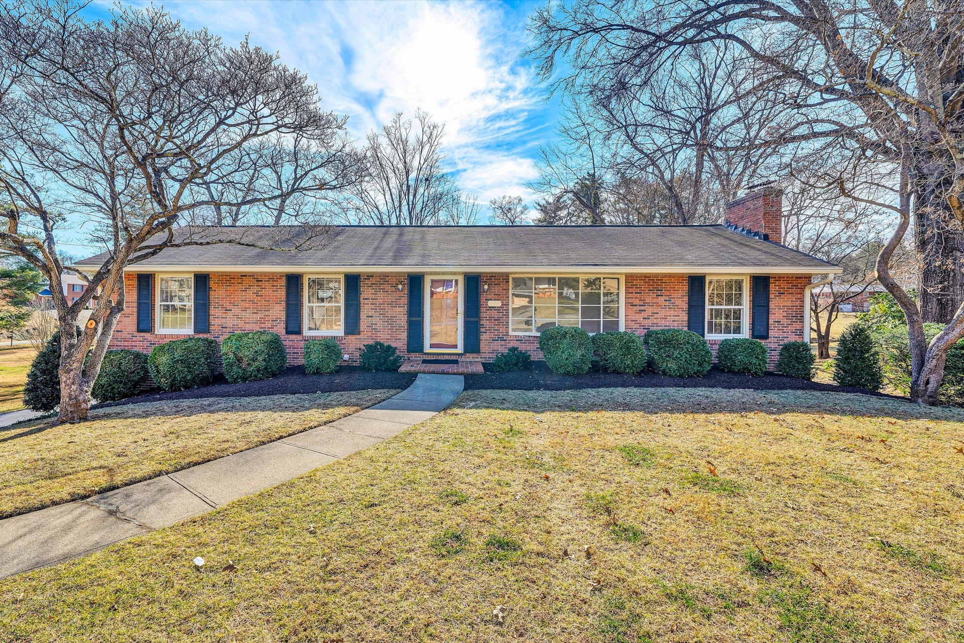 5216 Medmont CIR