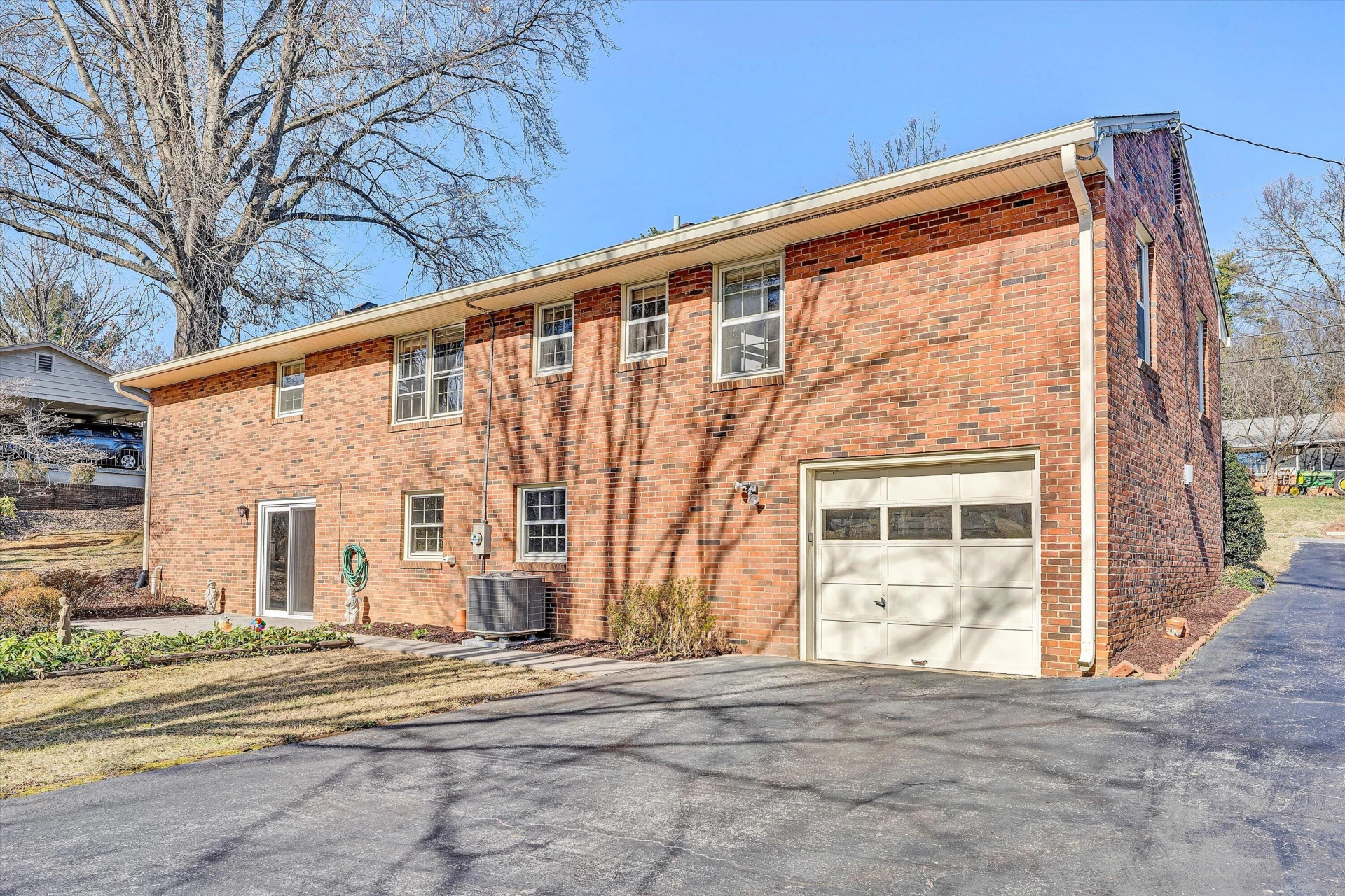 5216 Medmont CIR - Photo 32