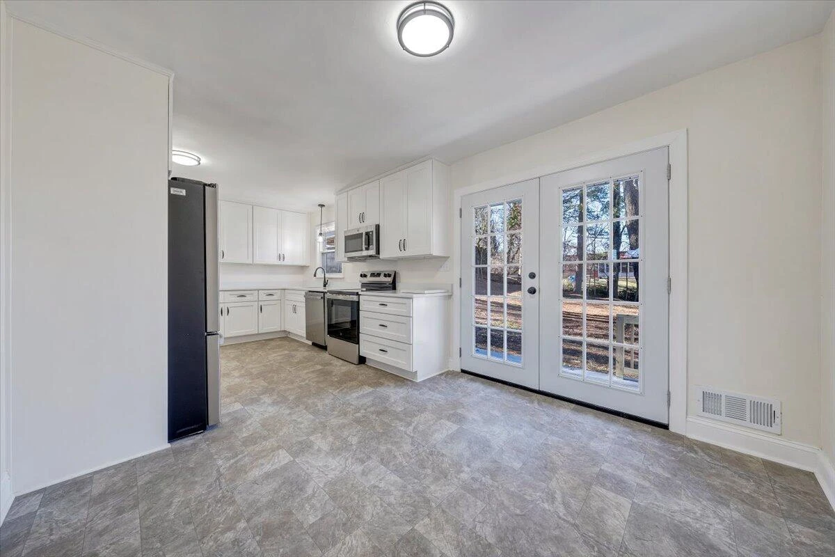 1602 Angus RD - Photo 11