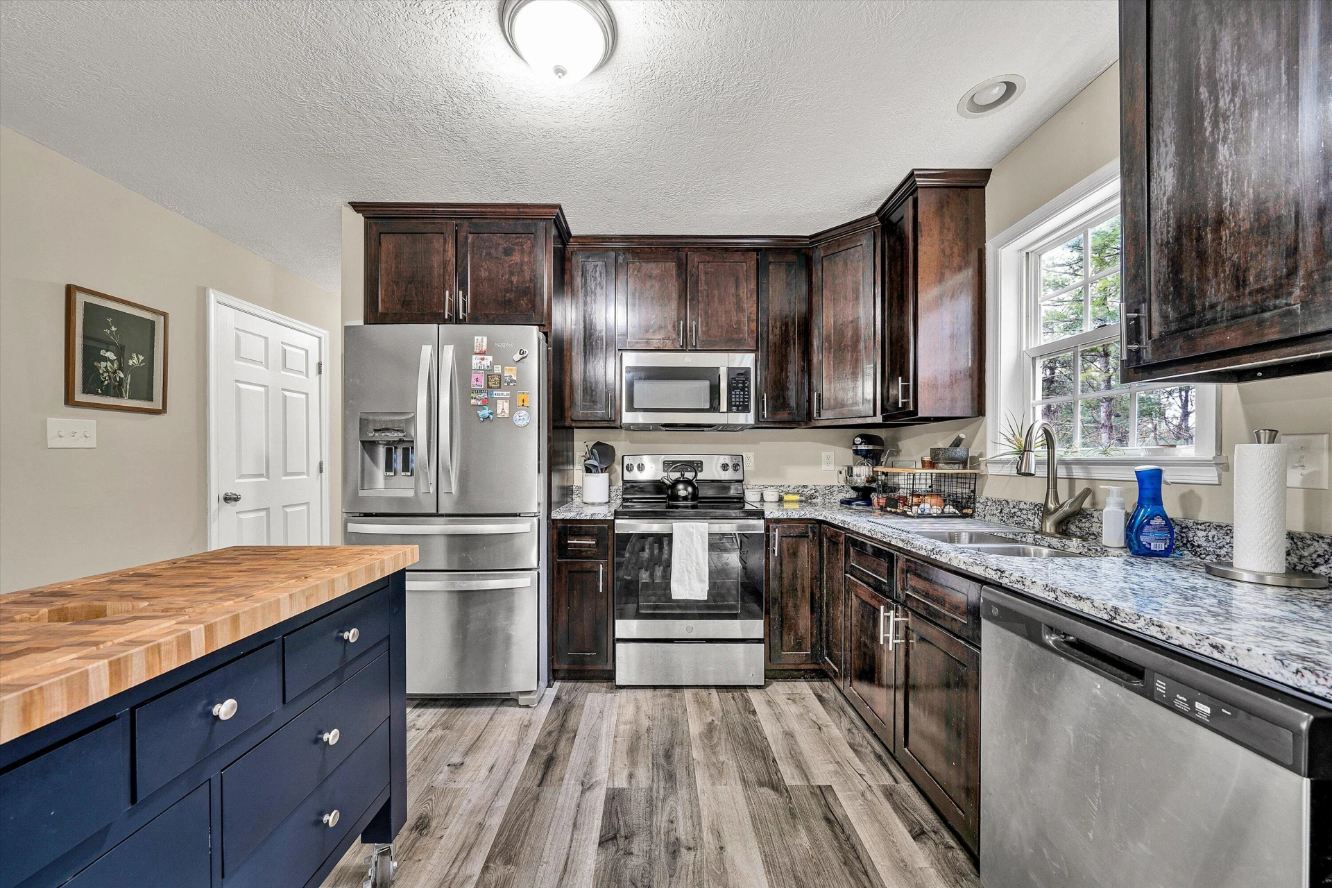 202 Panther DR - Photo 14