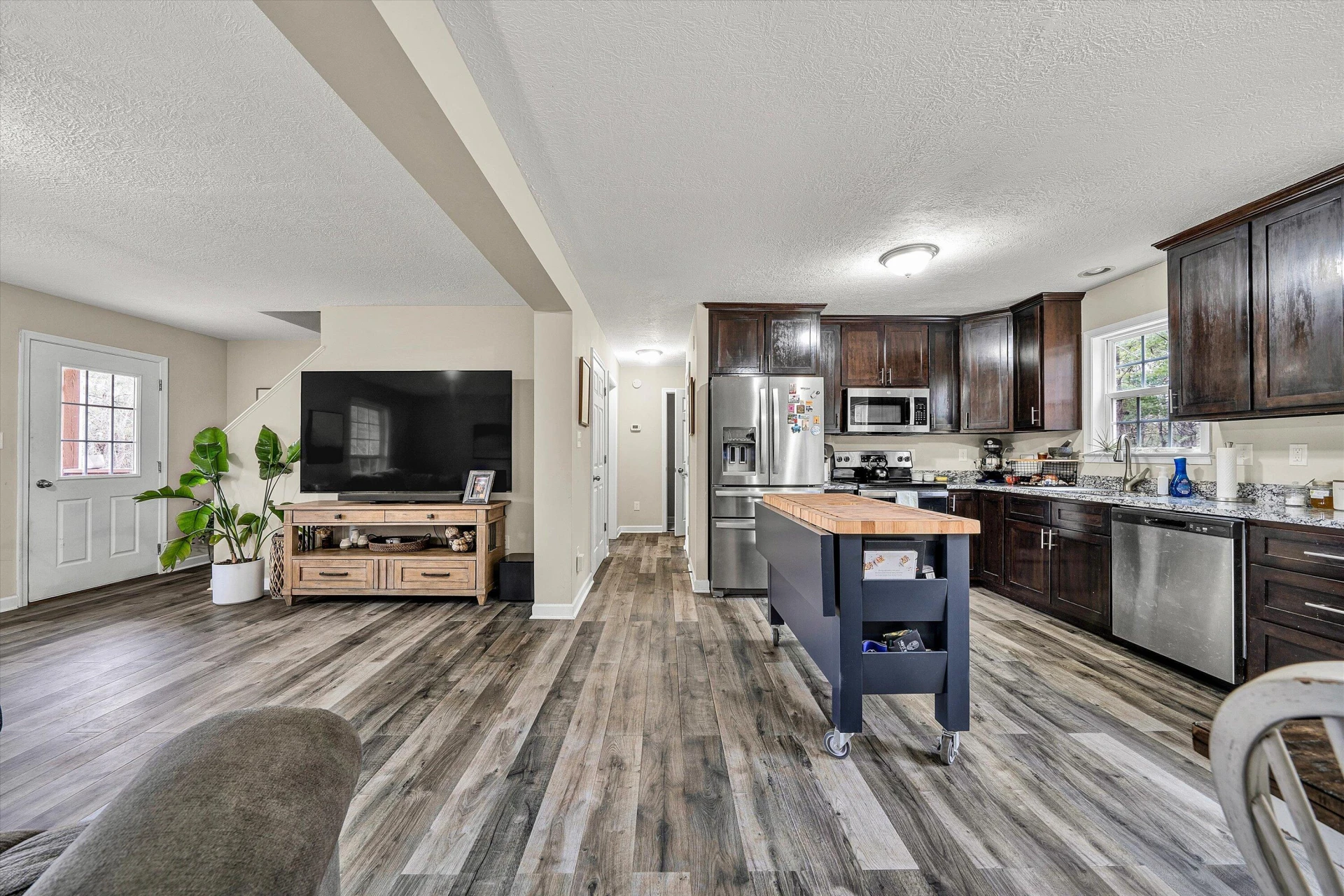 202 Panther DR - Photo 16